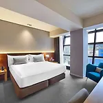 The Artist Grand Of Art Hotel