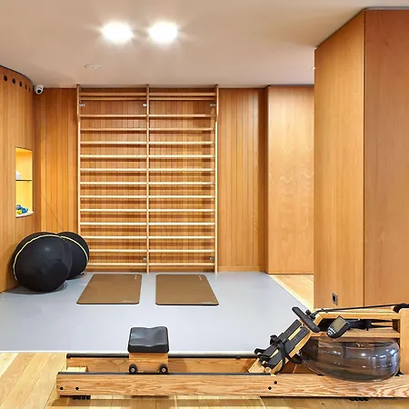 The Artist Grand Of Art Hotel