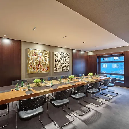The Artist Grand Of Art Hotel Bilbau