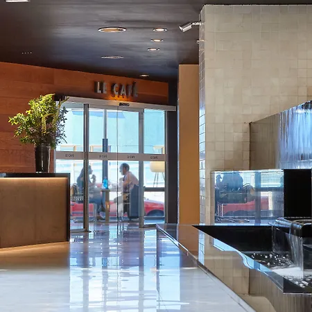 The Artist Grand Of Art Hotel