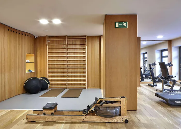 The Artist Grand Of Art Hotel