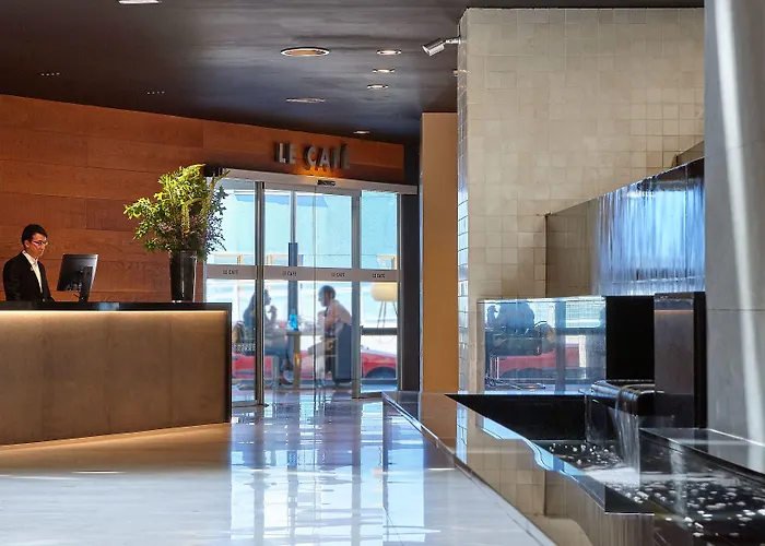 The Artist Grand Of Art Hotel