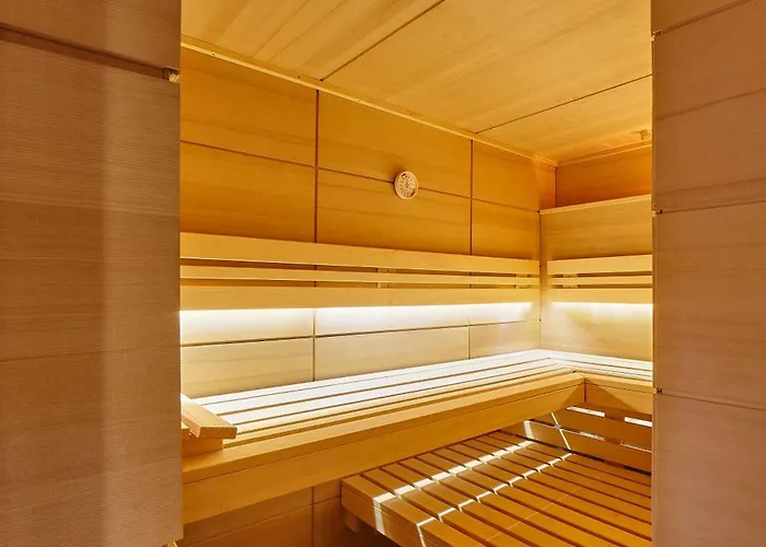 The Artist Grand Of Art Hotel 5*