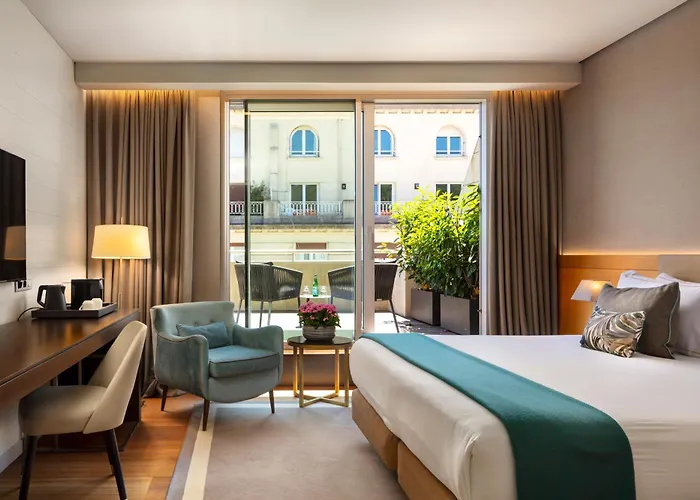 The Artist Grand Of Art Hotel 5*