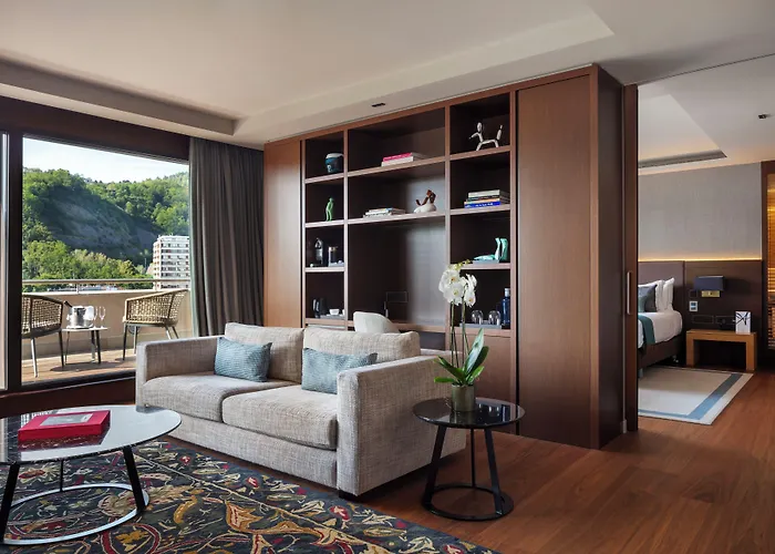 Hotel The Artist Grand Of Art Bilbao